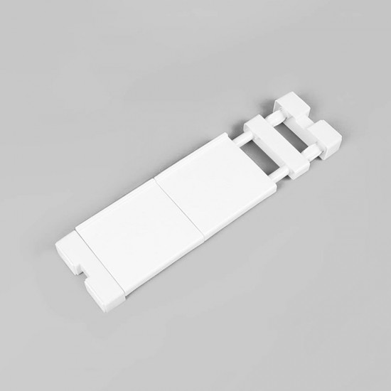 منظم ايكيا الشهير الوسط