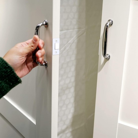 مغناطيس باب السحري