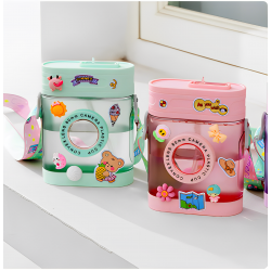 الزمزمية الترند شكل كاميرا