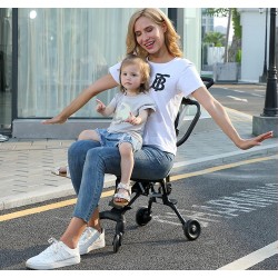 عربة اطفال قابلة للطى و تصلح للطائرات